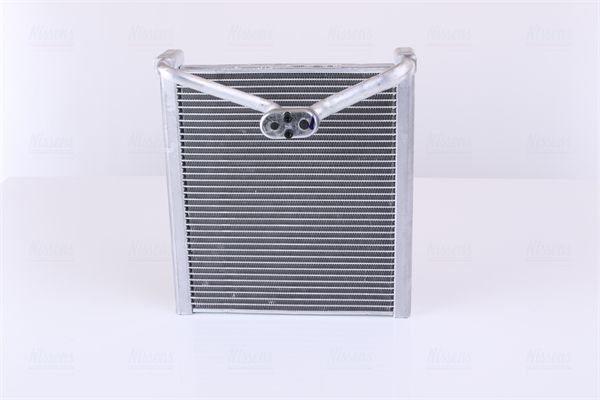 Випарник кондиціонера NISSENS 92373 - zapix