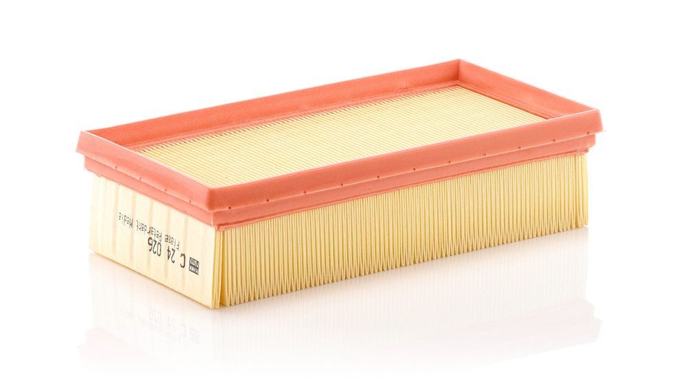Повітряний фільтр MANN-FILTER C24026 - zapix