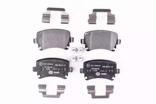 Гальмівні колодки дискові HELLA PAGID 8DB355011771 - zapix