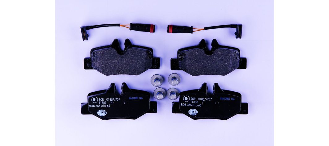 Гальмівні колодки дискові HELLA 8DB355010661 - zapix