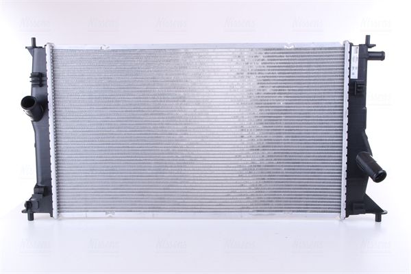 Радиатор охлаждения двигателя NISSENS 68503