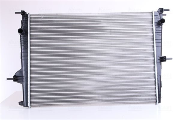 Радіатор охолодження двигуна NISSENS 637606