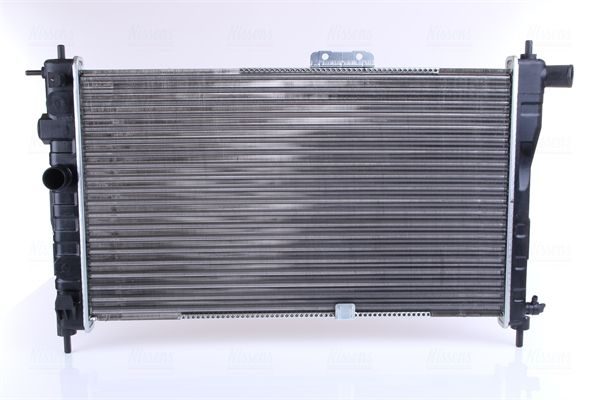Радіатор охолодження двигуна NISSENS 61651A