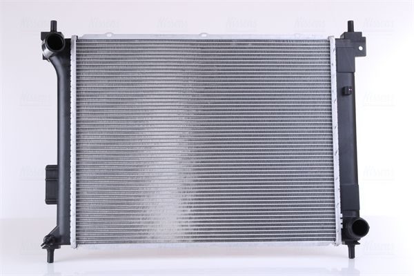 Радіатор охолодження двигуна NISSENS 67615 - zapix