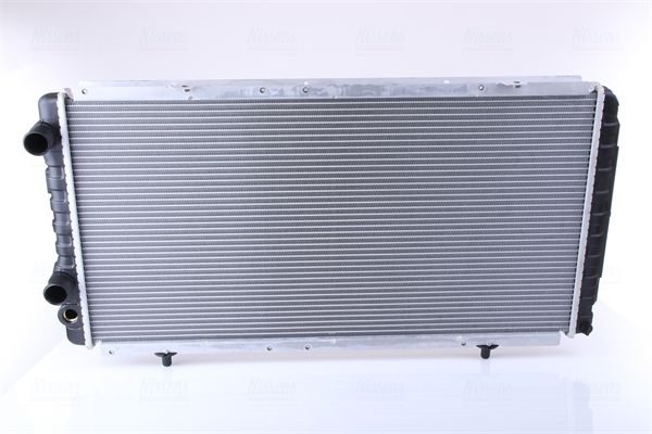 Радіатор охолодження двигуна NISSENS 61390A - zapix