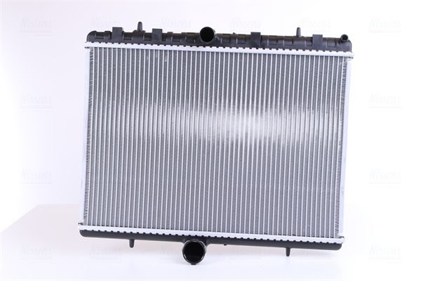 Радіатор охолодження двигуна NISSENS 63621A