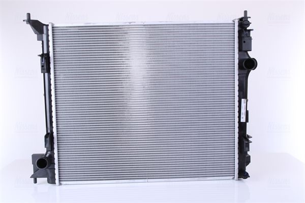 Радіатор охолодження двигуна NISSENS 637664 - zapix