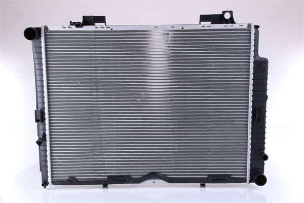 Радіатор охолодження двигуна NISSENS 62611A - zapix