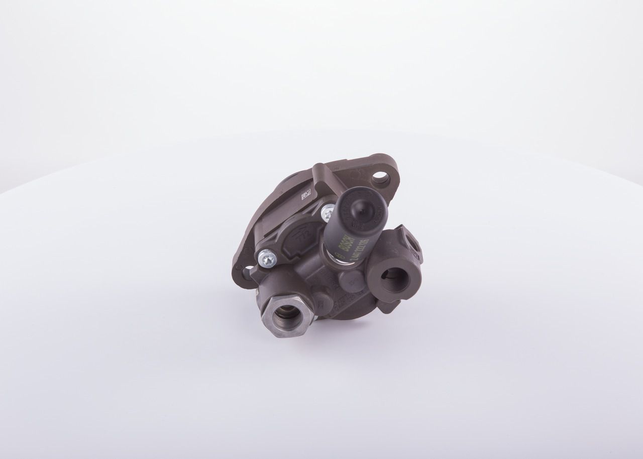 Паливний насос BOSCH 0440020128 - zapix
